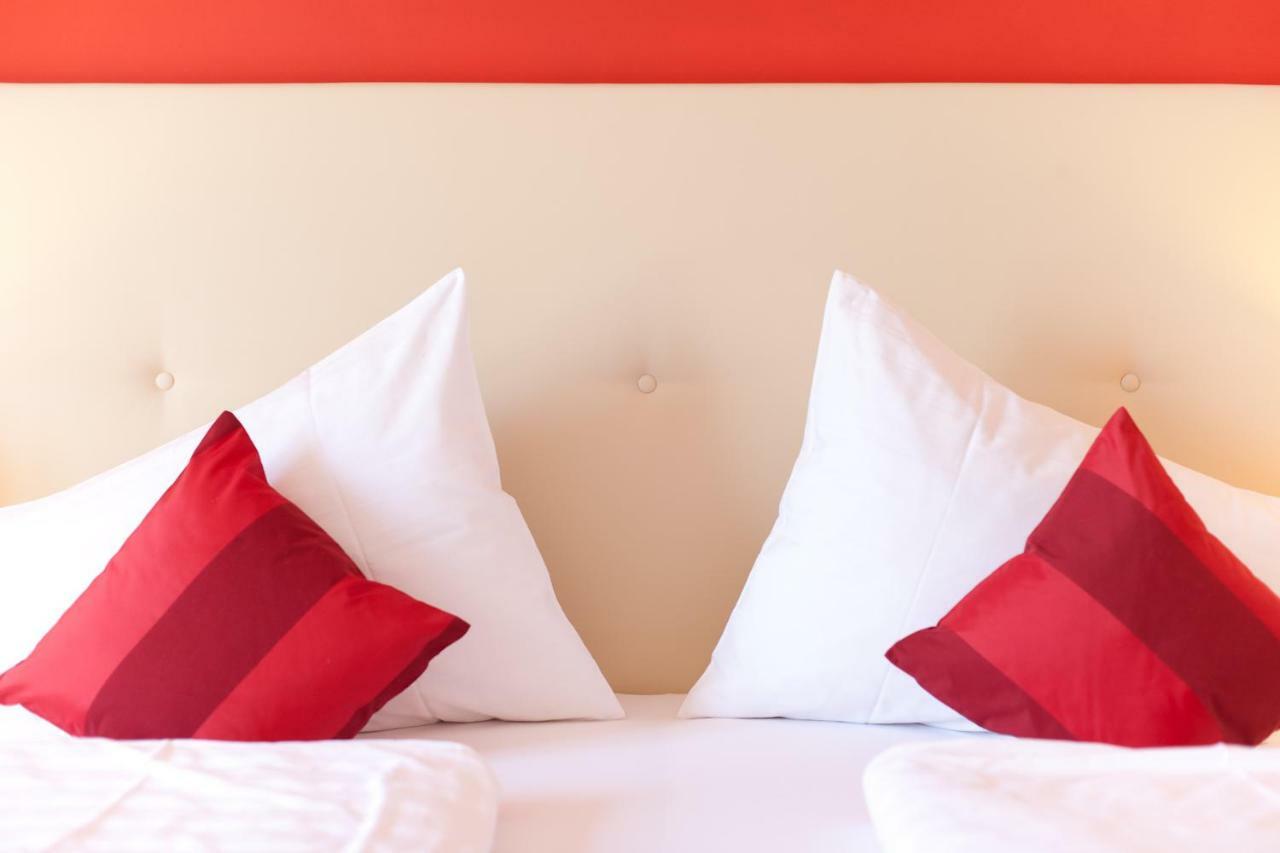 Hotel & Appartement Valtnaungut แชร์เมส ภายนอก รูปภาพ